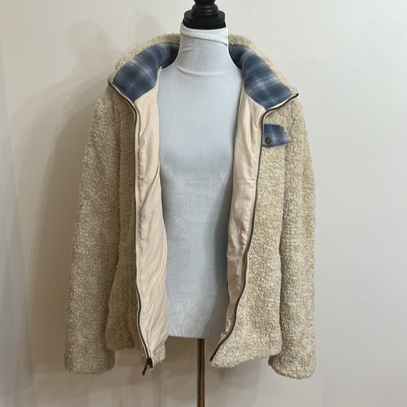 Pendleton Jacket - Picture 4 of 9